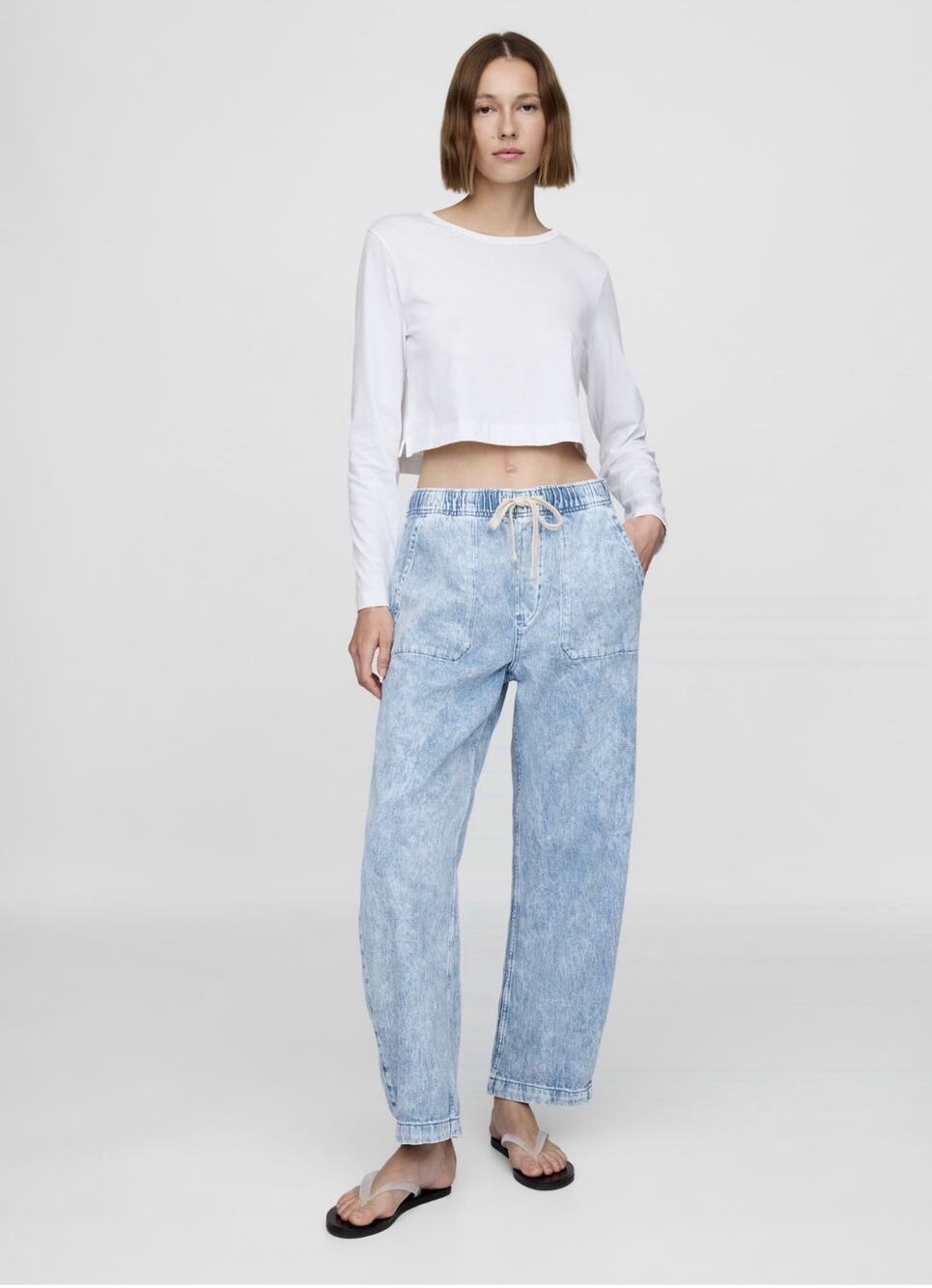 Gap High Rise UltraSoft Barrel Jeans Light Wash Women’s L